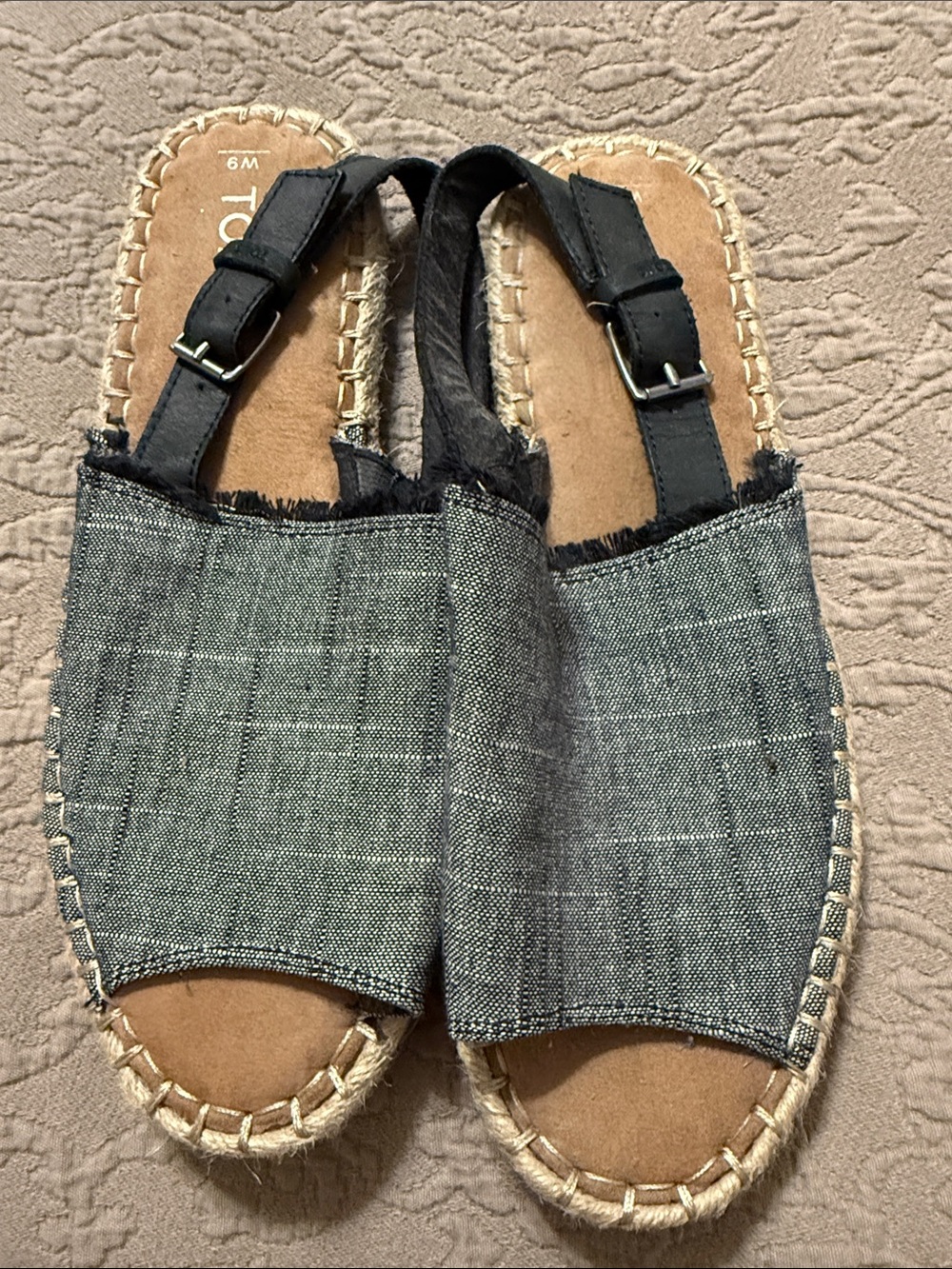 Toms Gray Espadrille Slingback Sandals size W9.  EUC